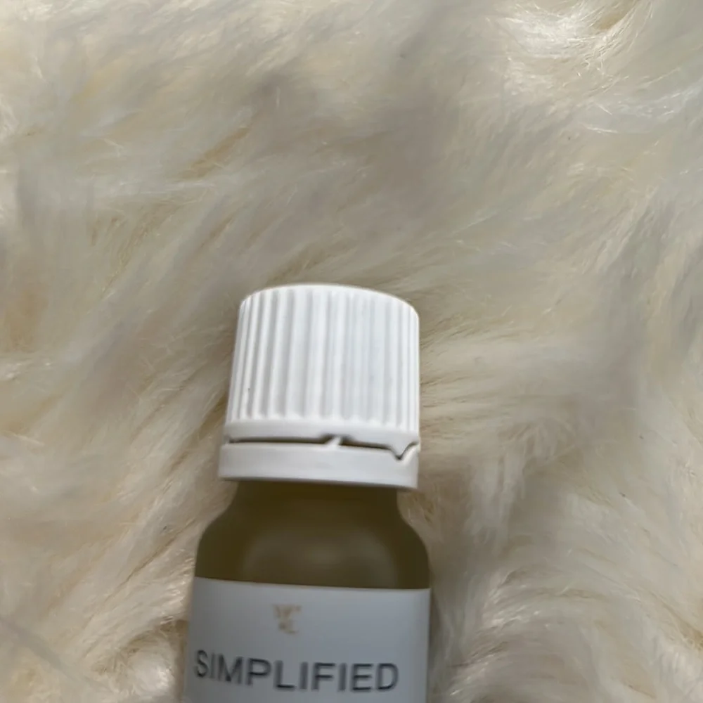 Young Living Cozy Cabin Oil - Picture 3 of 3